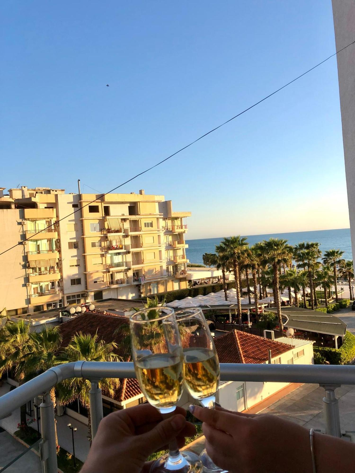 Apartment Ermest ,Kavaje Rock Durrës Eksteriør billede